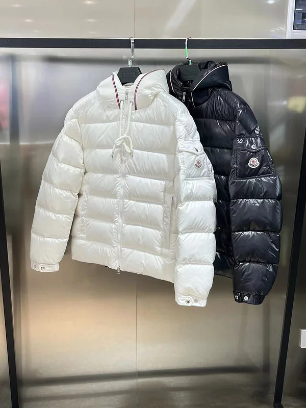 Moncler sz1-5 26yr44